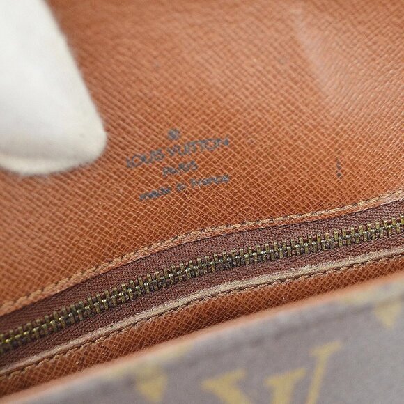 Louis Vuitton SAINT CLOUD GM SHOULDER BAG MONOGRAM - Picture 8 of 13